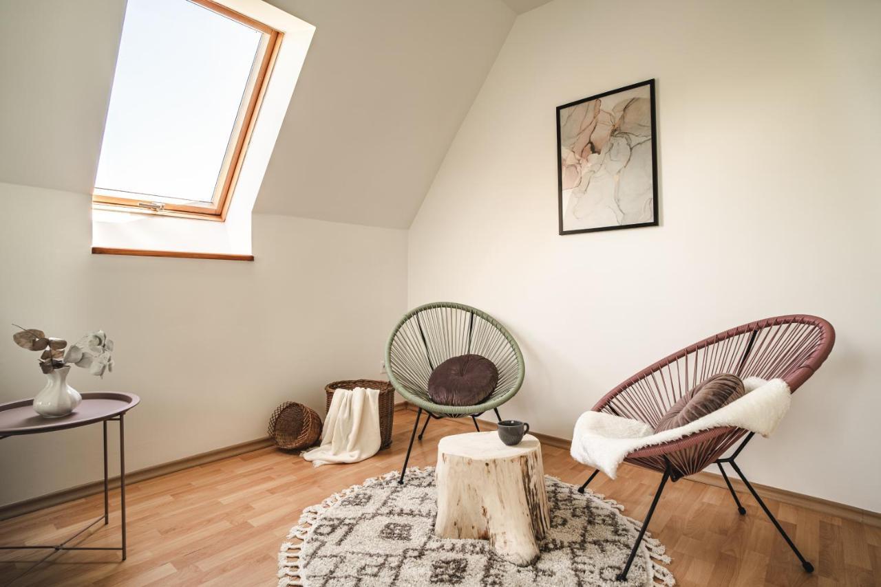 Apartamenty Shanta กอสเชียลิสกอ ภายนอก รูปภาพ